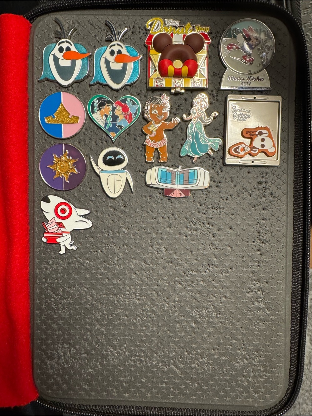Disney Pin Collection - Picture 4 of 4